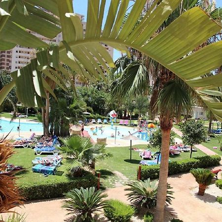 Gemelos 22-3-12 Benidorm Exteriör bild