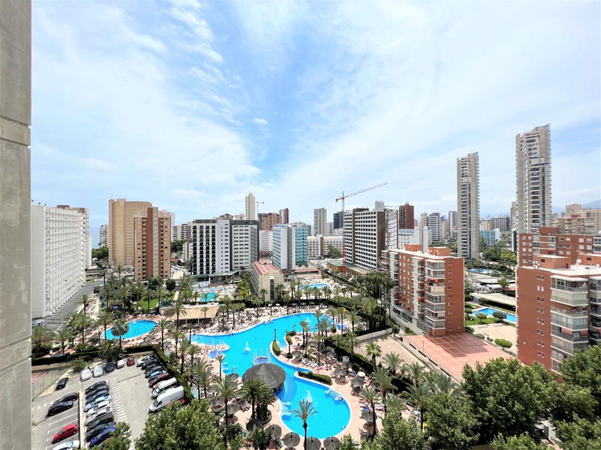 Gemelos 22-3-12 Benidorm Exteriör bild