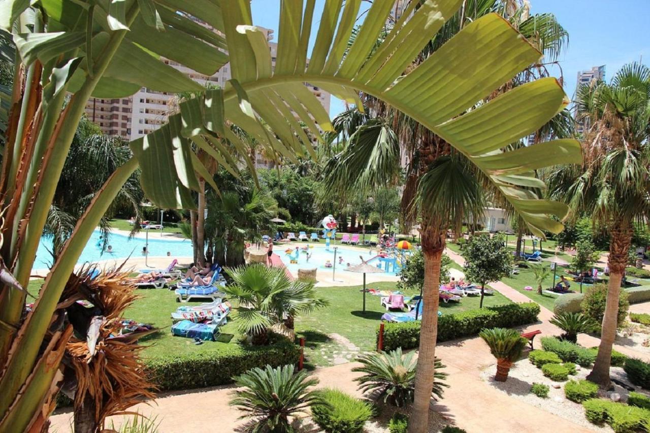 Gemelos 22-3-12 Benidorm Exteriör bild